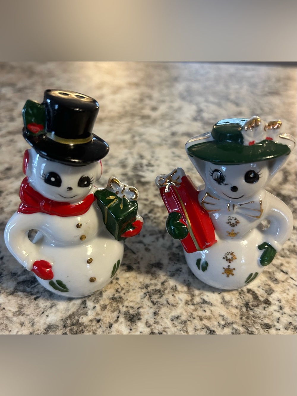 Vintage Mid Century ceramic Mr & Mrs Snowman Salt and Pepper Shakers